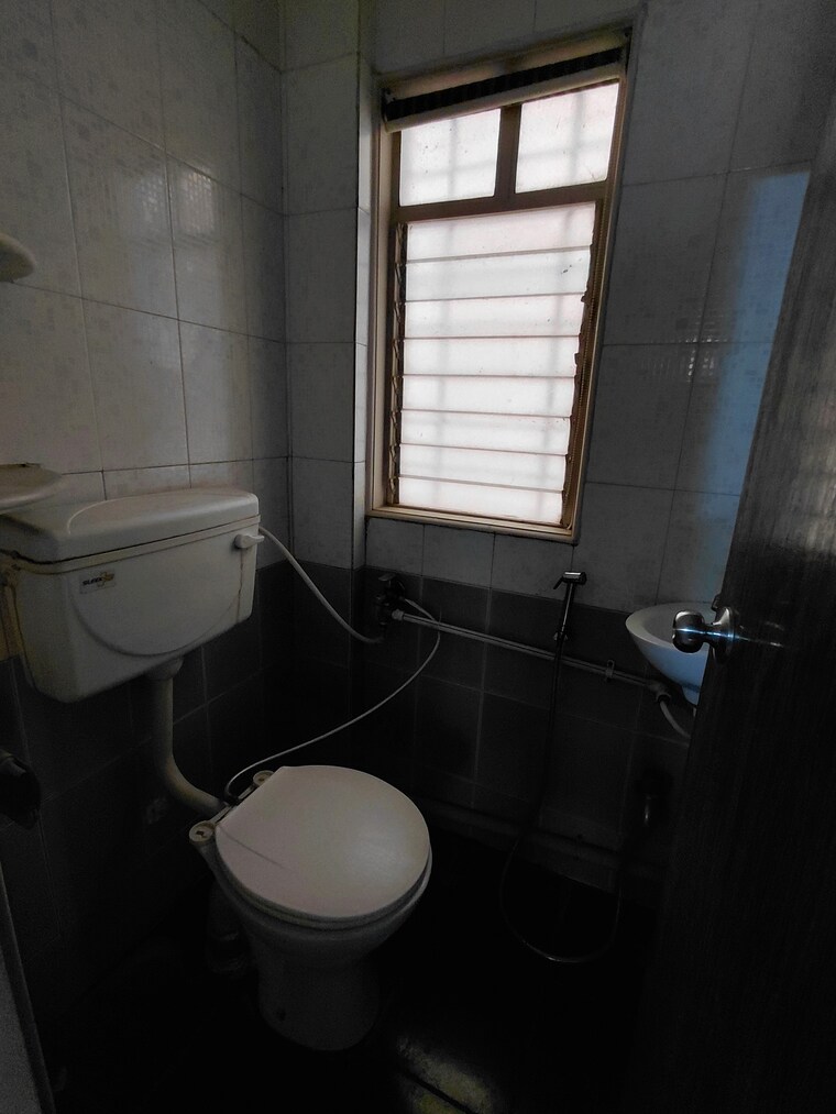Bathroom, bhoomi-classic 1 Bedroom 570 Sq.Ft. Apartment In Malad West Mumbai 9634995