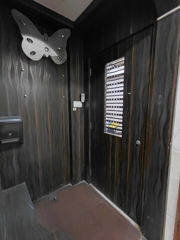 Furnished Amenities in 1 BHK Apartment at Bhoomi Classic, Malad West – for Rent