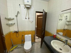 Bathroom in 3 BHK Builder Floor at New Rajinder Nagar – for Rent