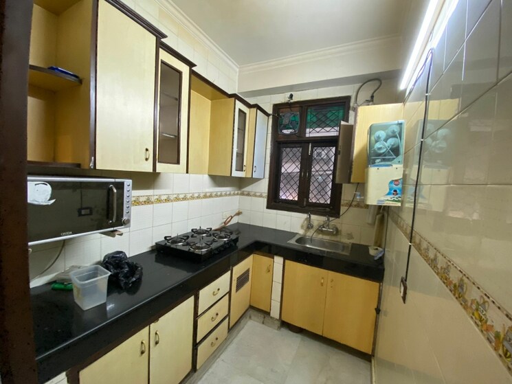 Kitchen, new rajinder nagar 3 Bedroom 1650 Sq.Ft. Builder Floor In New Rajinder Nagar Delhi 9635183