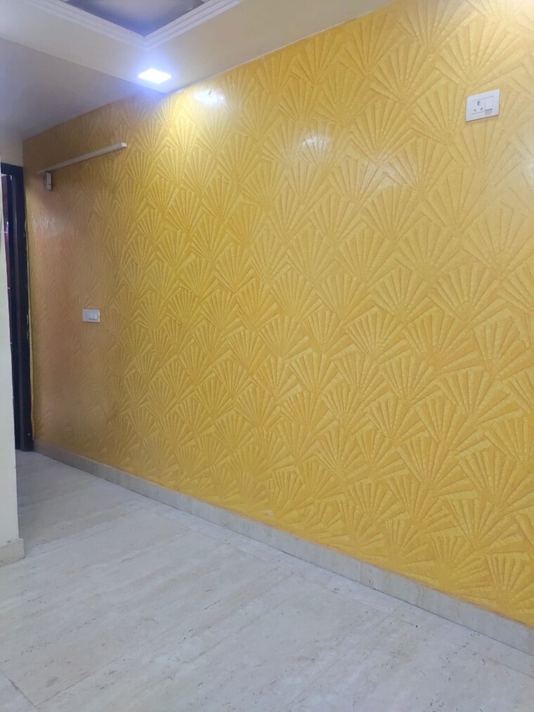 Room, govindpuri 2 Bedroom 60 Sq.Yd. Builder Floor In Govindpuri Delhi 9635060