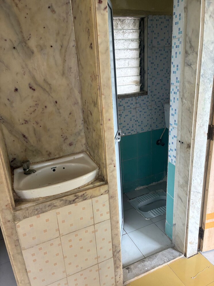 Bathroom, rashmi-star-city 1 Bedroom 350 Sq.Ft. Apartment In Naigaon East Palghar 9635173