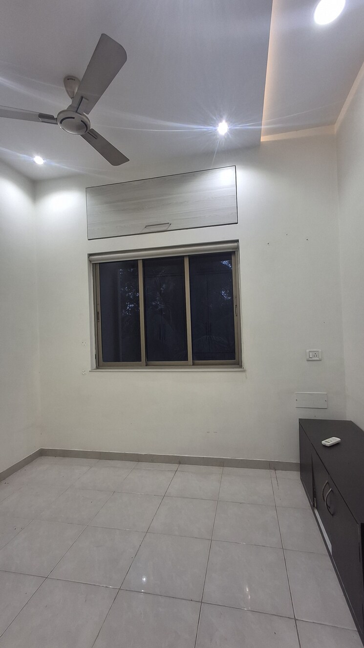 Room, bredco-new-viceroy-park 3 Bedroom 1365 Sq.Ft. Apartment In Kandivali East Mumbai 9635151