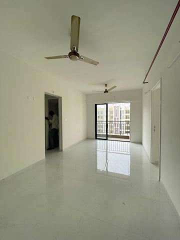 Room in 1 BHK Apartment at Runwal Gardens Phase I, Dombivli East – for Sale