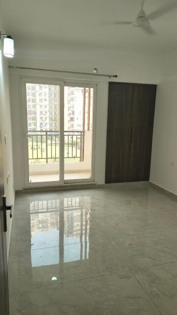 2 BHK Apartment For Rent in Prateek Grand City, Siddharth Vihar