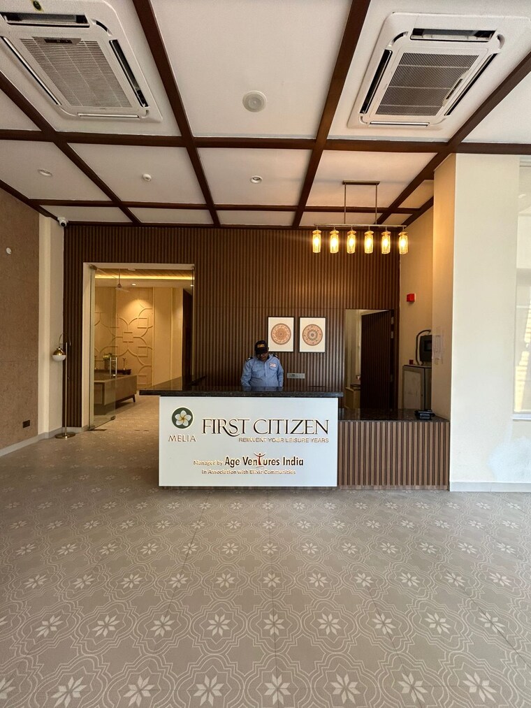  Parking, silverglades-the-melia 3.5 Bedroom 1845 Sq.Ft. Apartment In Sohna Sector 35 Gurgaon 9635274