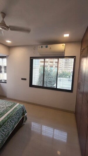 Bedroom in 2 BHK Apartment at Bandra West – for Rent