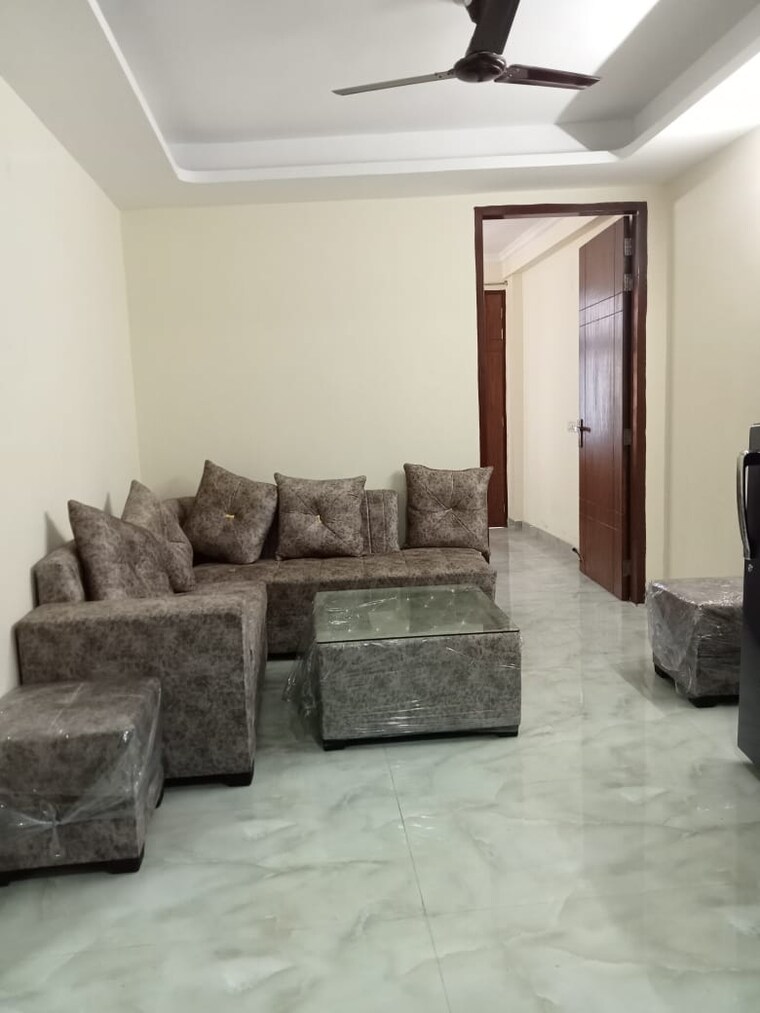 Living Room, paryavaran complex 1 Bedroom 520 Sq.Ft. Builder Floor In Paryavaran Complex Delhi 9635382
