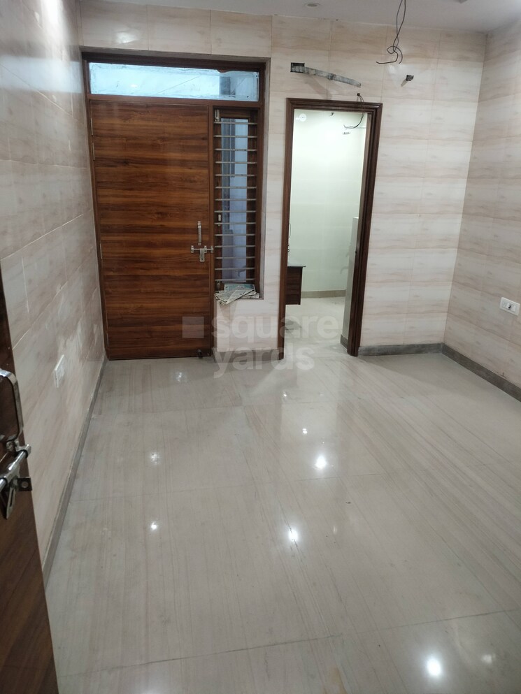 Room, sector 16 3 Bedroom 1720 Sq.Ft. Builder Floor In Sector 16 Faridabad 9635448