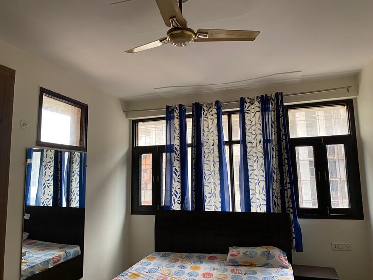 Bedroom, sector 13 dwarka 3 Bedroom 1650 Sq.Ft. Apartment In Sector 13 Dwarka Delhi 9635391