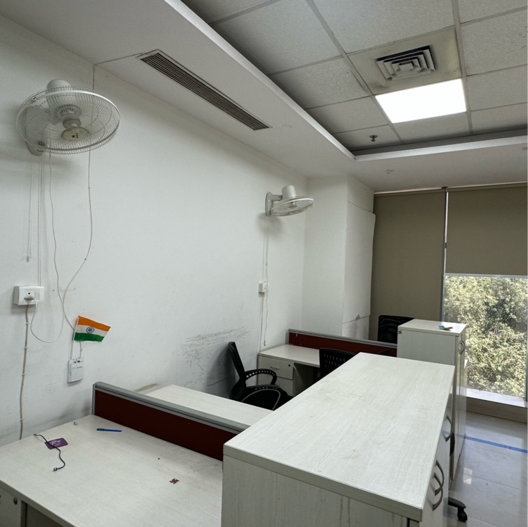 Team Area, spazedge Commercial Office Space 989 Sq.Ft. In Tikri Gurgaon 9635342