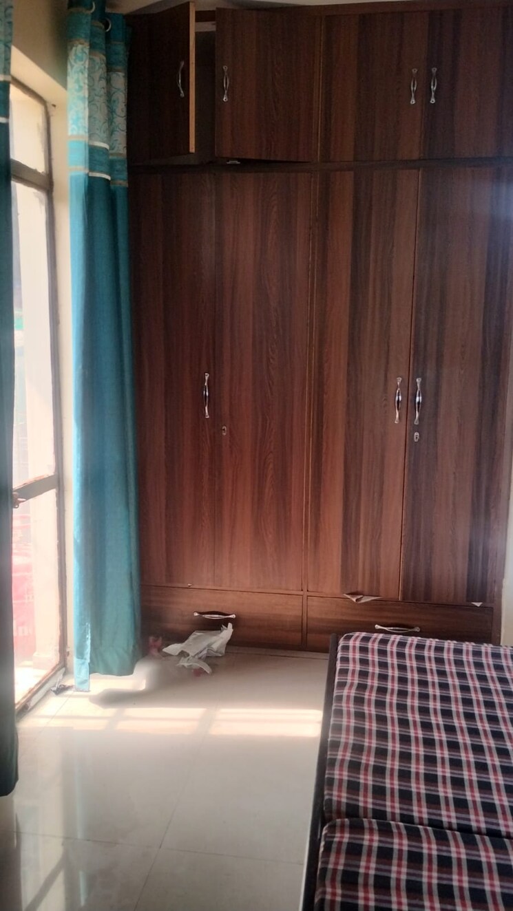 Living Room, vipul-belmonte 1 RK 300 Sq.Ft. Apartment In Sector 53 Gurgaon 9635454