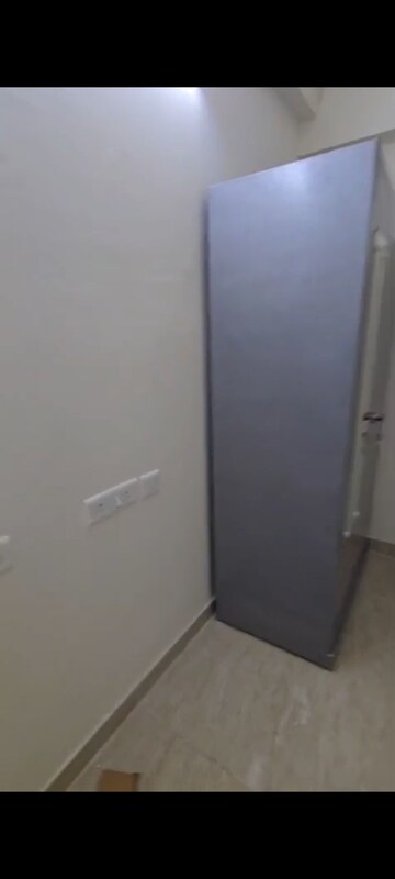 1 BHK Apartment For Rent in Gaur City 2 - 14th Avenue, Sector 16c Greater Noida