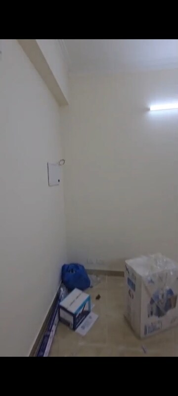 Furnished Amenities in 1 BHK Apartment at Gaur City 2 - 14th Avenue, Sector 16c Greater Noida – for Rent