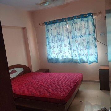Bedroom in 2 BHK Apartment at Bhoomi Valley, Kandivali East – for Rent