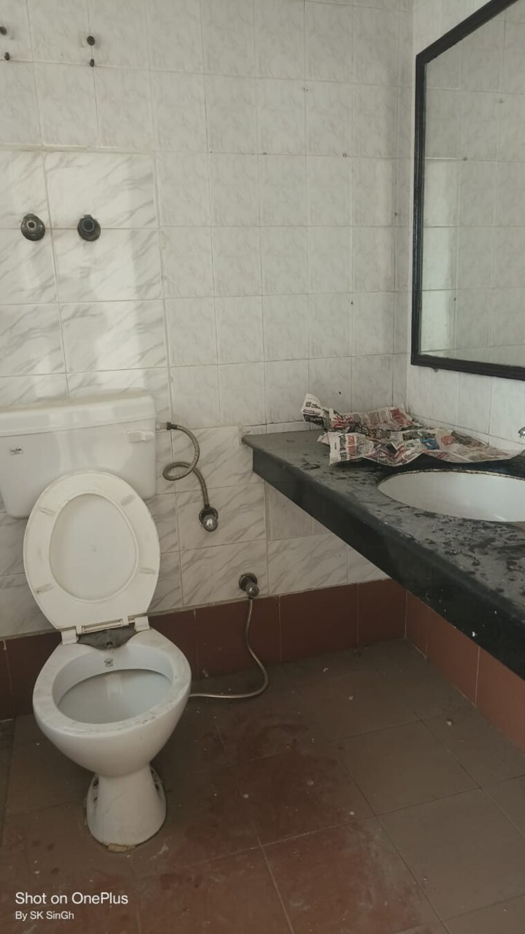 Bathroom, sector 10 dwarka 3 Bedroom 1710 Sq.Ft. Apartment In Sector 10 Dwarka Delhi 9635614