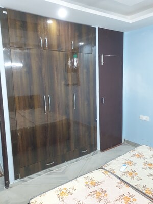 Furnished Amenities in 1 BHK Builder Floor at Dlf Phase V – for Rent