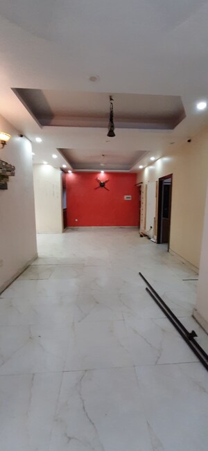 Room in 3 BHK Apartment at Dwarka – for Rent