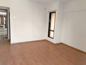 Room in 2.5 BHK Apartment at Jangid Galaxy, Ghodbunder Road – for Rent