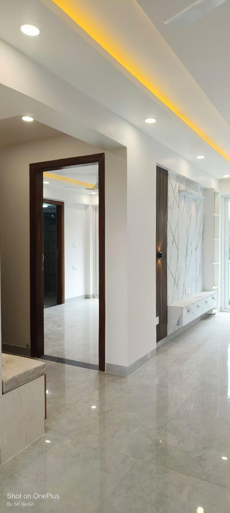 Room, sector 7 dwarka 3 Bedroom 1560 Sq.Ft. Apartment In Sector 7 Dwarka Delhi 9635742