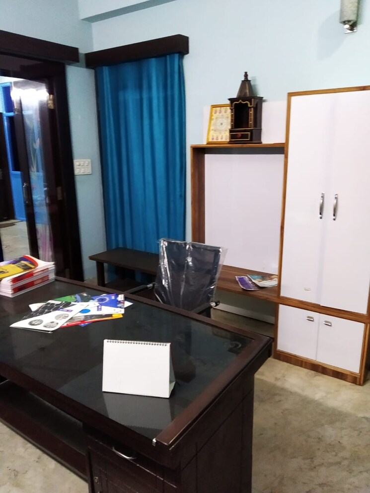 Team Area, rwa-apartments-sector-70 3 Bedroom 1800 Sq.Ft. Independent House In Sector 70 Noida 9635881