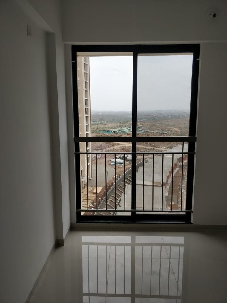 Room, charholi budruk 3 Bedroom 900 Sq.Ft. Apartment In Charholi Budruk Pune 9635874