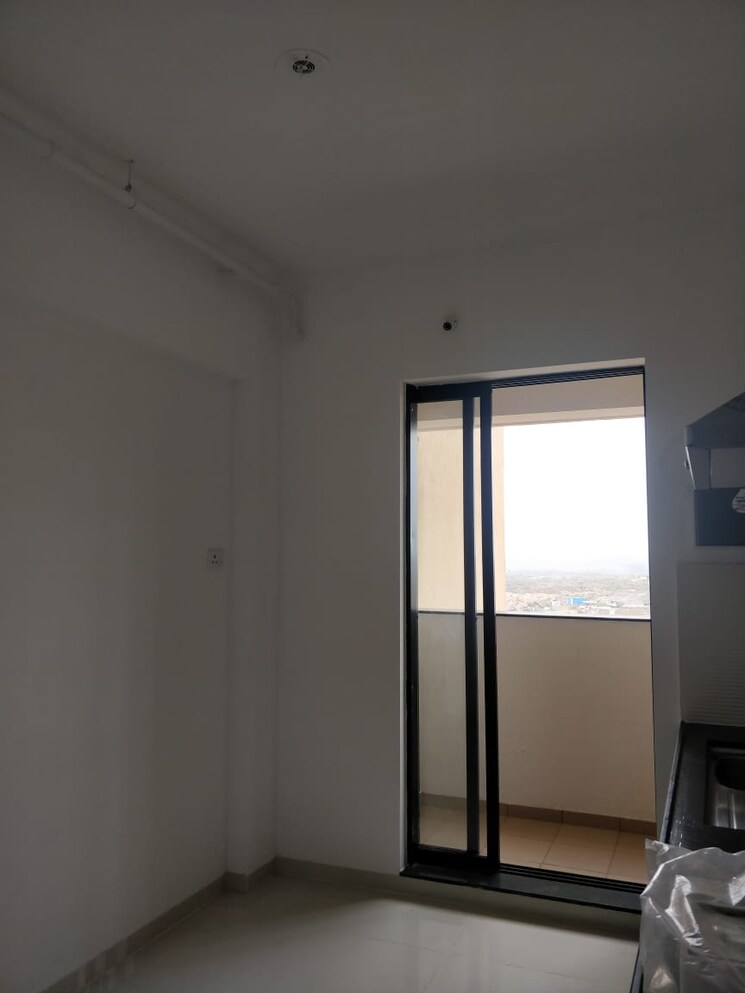 Room, charholi budruk 3 Bedroom 900 Sq.Ft. Apartment In Charholi Budruk Pune 9635874