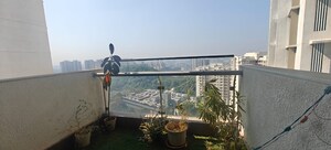 3 BHK Apartment For Rent in Shapoorji Pallonji Vicinia, Powai