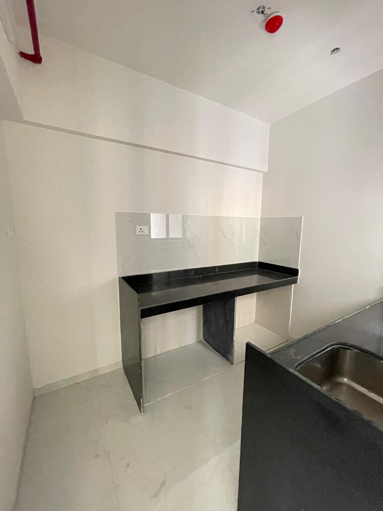 Kitchen, runwal-gardens-phase-i 1 Bedroom 467 Sq.Ft. Apartment In Dombivli East Thane 9635948