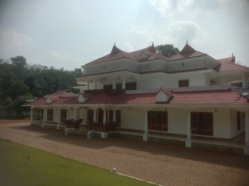 6+ BHK Villa – Exterior View View at Mc Road - for Sale