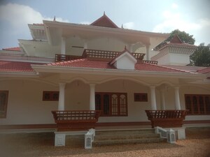 6+ BHK Villa – Exterior View View at Mc Road - for Sale