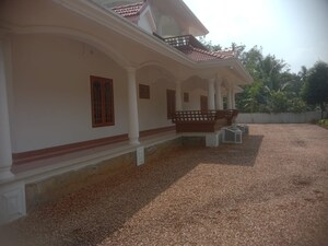 6+ BHK Villa – Exterior View View at Mc Road - for Sale