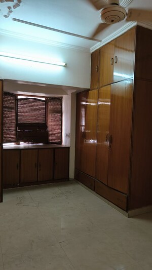 Room in 2 BHK Apartment at Sector 12 Dwarka – for Sale