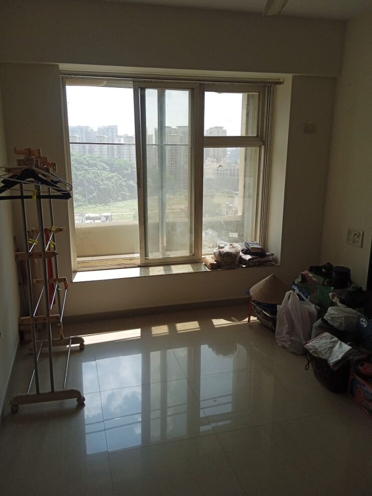 Living Room, shrishti-synchronicity 3 Bedroom 1450 Sq.Ft. Apartment In Chandivali Mumbai 9635985