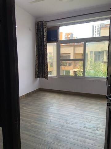 Room in 3 BHK Apartment at Dwarka – for Rent