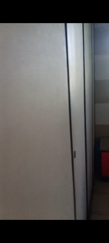 Furnished Amenities in 2 BHK Apartment at Chembur – for Rent