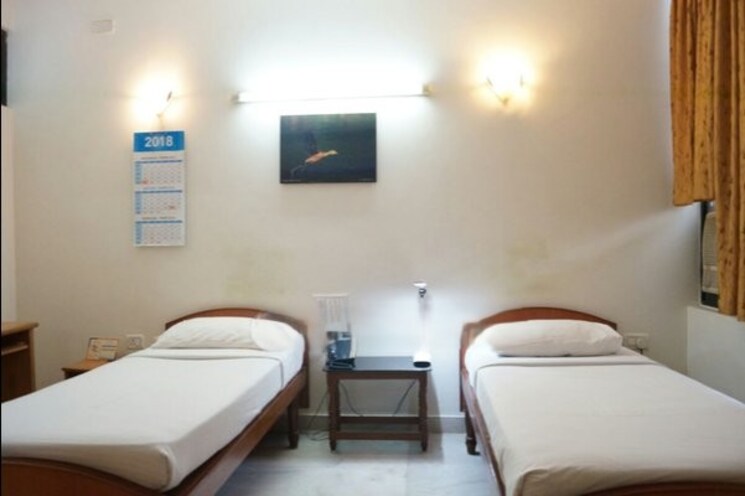 Room, richomes-sheriff 6 Bedroom 4616 Sq.Ft. Apartment In Richmond Road Bangalore 9308929