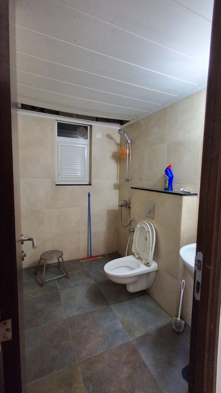 Bathroom, mahindra-antheia 2.5 Bedroom 1100 Sq.Ft. Apartment In Pimpri Pune 9636022