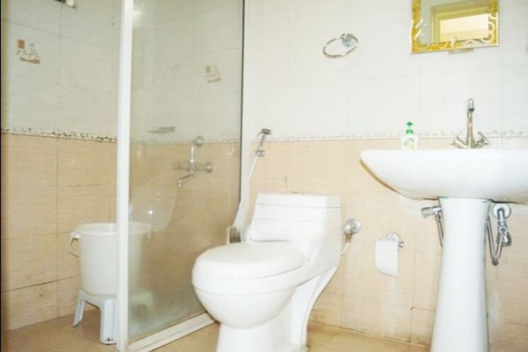 Bathroom, richomes-sheriff 6 Bedroom 4616 Sq.Ft. Apartment In Richmond Road Bangalore 9308715