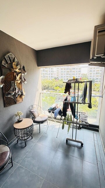 Team Area in 2 BHK Apartment at Baner – for Sale