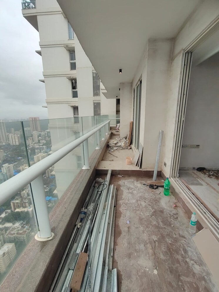 Balcony, omkar-alta-monte 3 Bedroom 1820 Sq.Ft. Apartment In Malad East Mumbai 9636047
