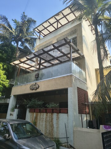 3.5 BHK Independent House For Sale in Kurla East