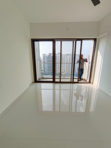 Room in 2 BHK Apartment at Rohan Silver Gracia, Ravet – for Rent