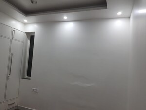 Room in 3 BHK Apartment at Vidyut Apartment, Sector 12 Dwarka – for Rent