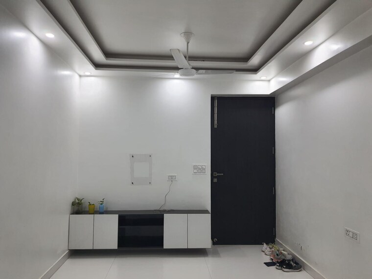 Room, vidyut-apartment 3 Bedroom 1650 Sq.Ft. Apartment In Sector 12 Dwarka Delhi 9636080