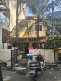 3 BHK Independent House For Sale in Kurla East