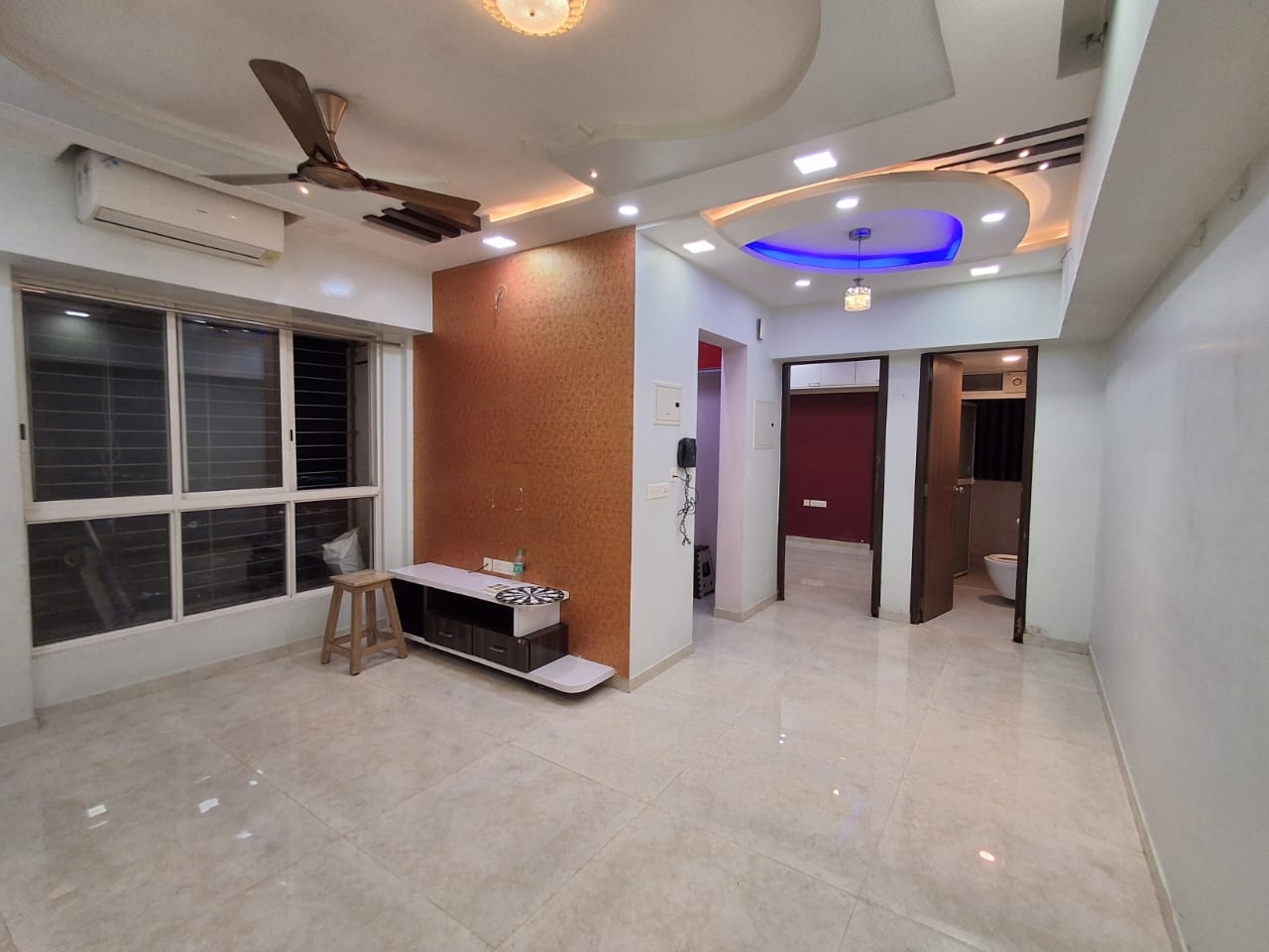 1.5 BHK 552 Sq.Ft. Apartment in Lodha Amara Tower 6 and 22