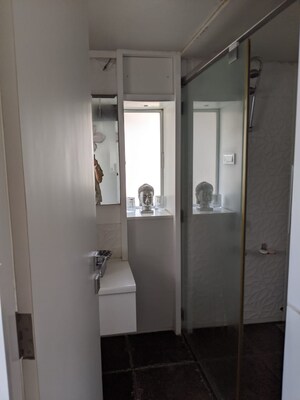 Building Lobby in 2 BHK Apartment at Malabar Hill – for Rent