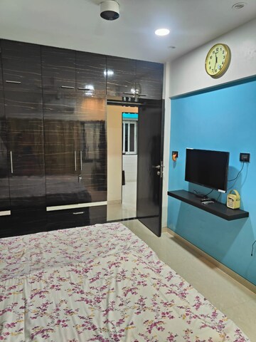 2 BHK Apartment For Sale in Dadar West