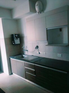 3 BHK + Servant Room Apartment For Sale in Conscient Heritage One